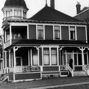 Roedde House 1415 Barclay Street Jan 1957 Vanarchives 600x800 1 150x150@2x