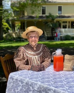 christine-with-lemonade